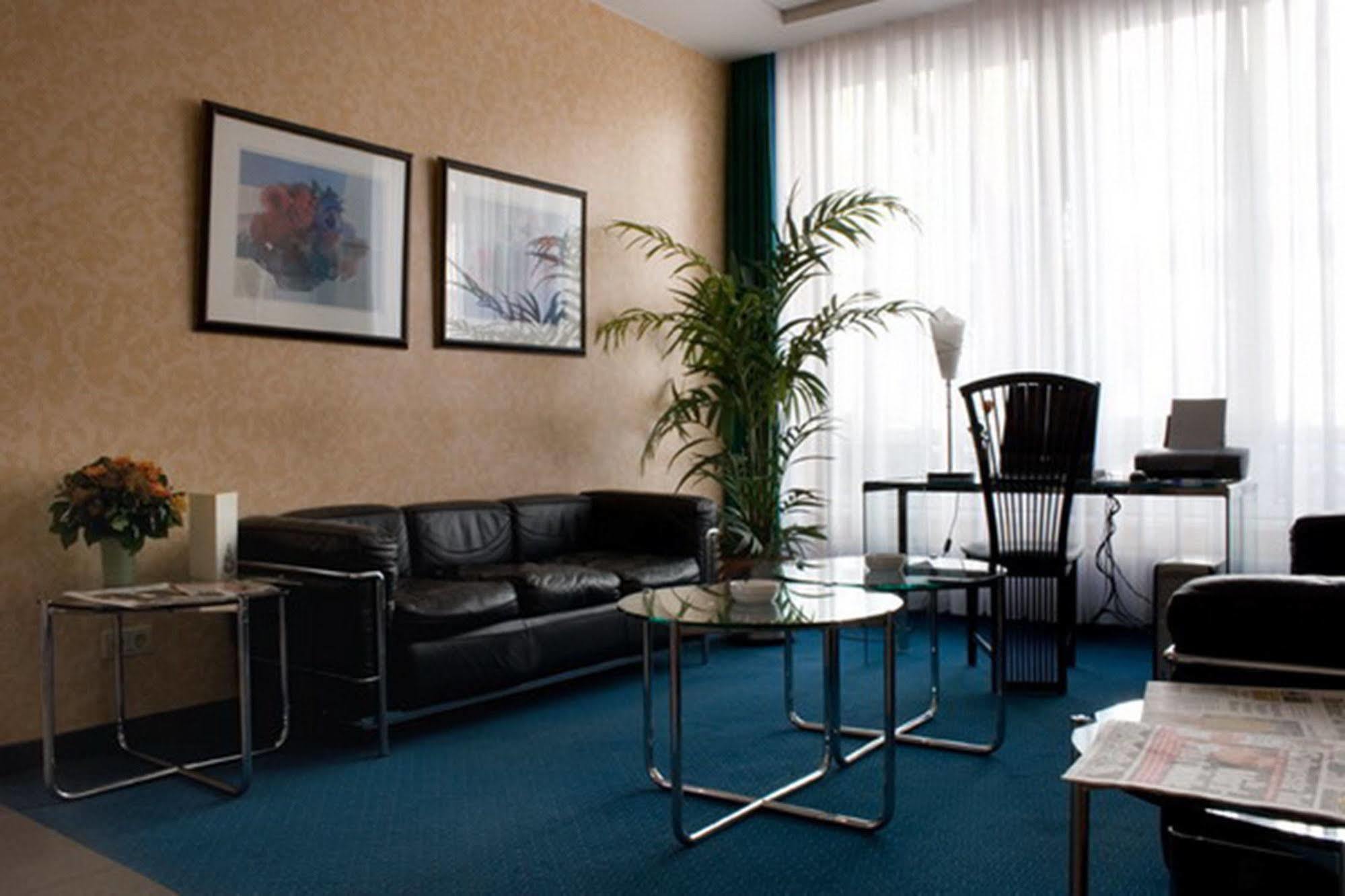 Hotel Alt Tempelhof Berlín Interior foto